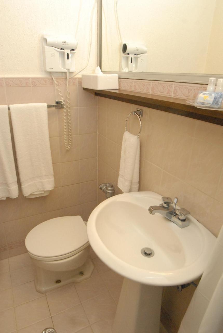 Hotel Ritz Matamoros  Ngoại thất bức ảnh